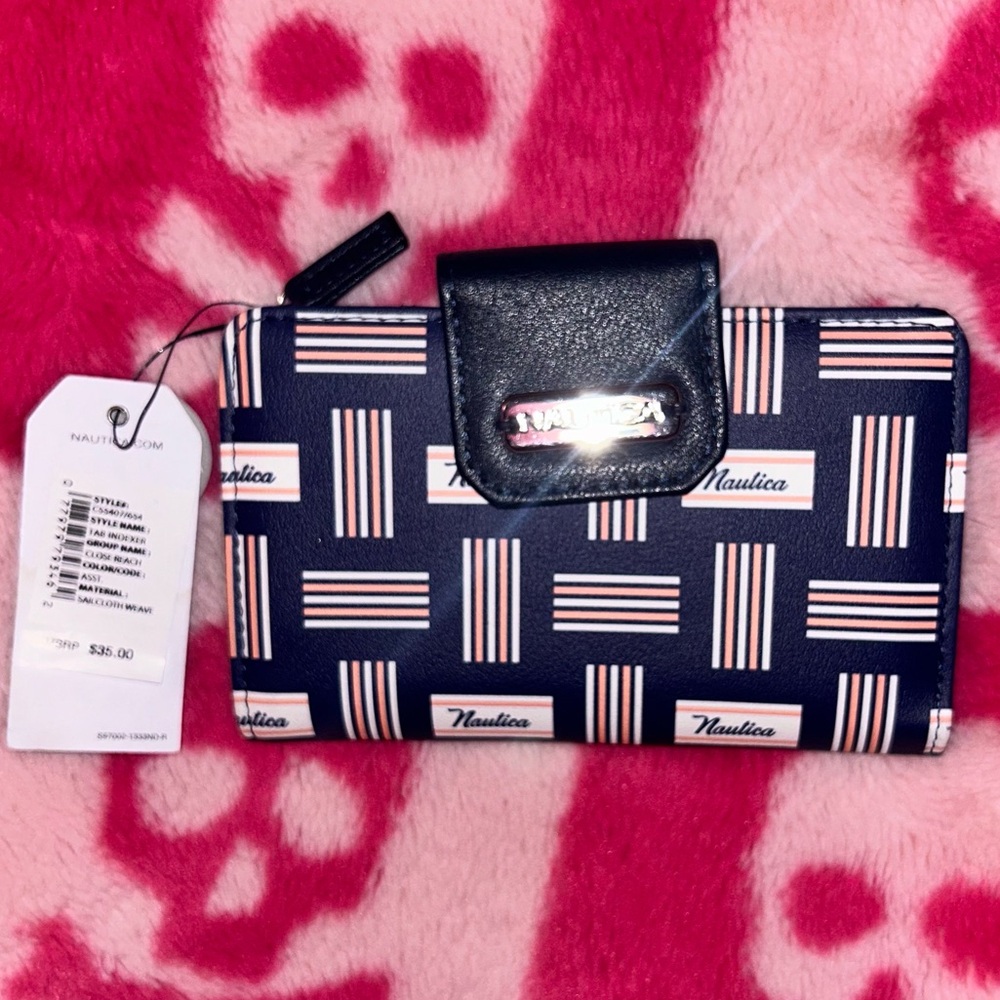 Nautica Wallet NWT RFID safety features
